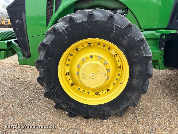 image for item ET7354 2011 John Deere 8335R MFWD tractor