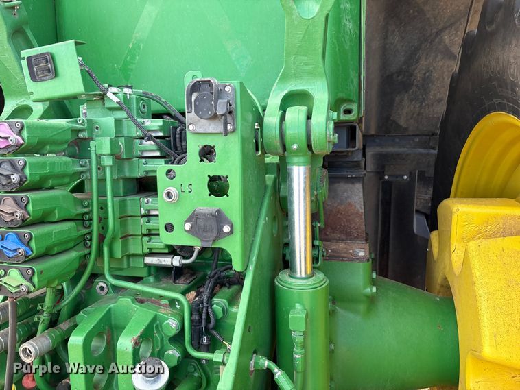 image for item EU4741 2015 John Deere 8270R MFWD tractor