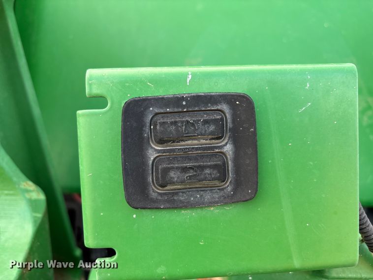 image for item EU4741 2015 John Deere 8270R MFWD tractor