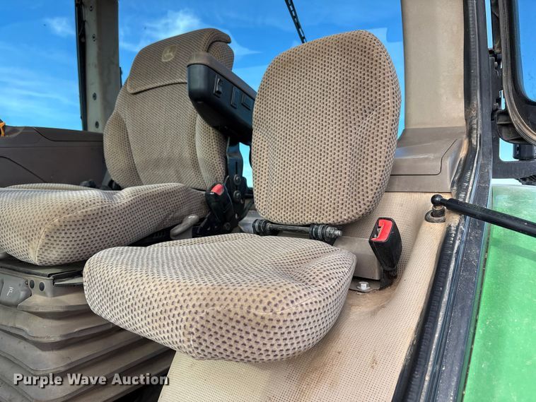 image for item EU4741 2015 John Deere 8270R MFWD tractor