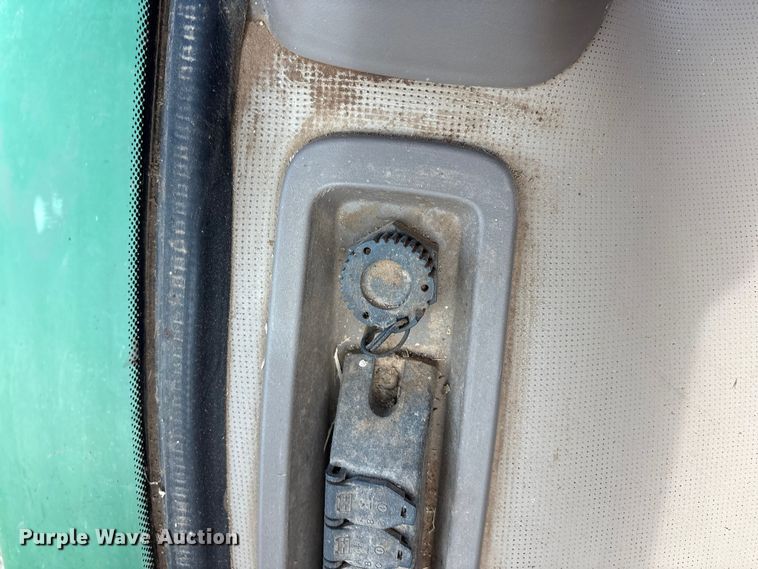 image for item EU4741 2015 John Deere 8270R MFWD tractor