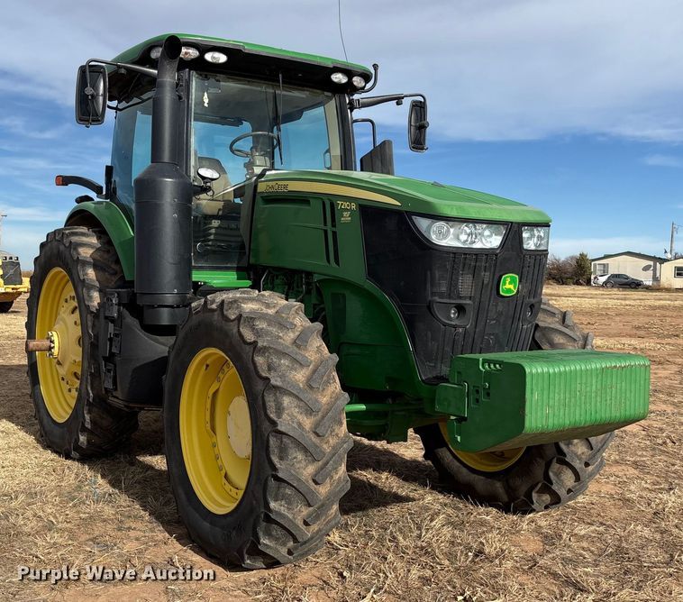 image for item EU4742 2014 John Deere 7210R MFWD tractor