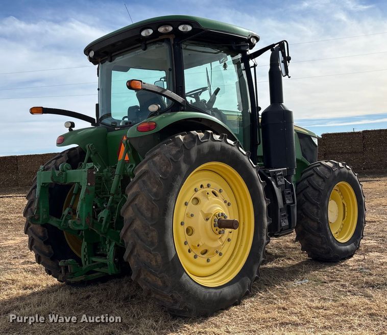 image for item EU4742 2014 John Deere 7210R MFWD tractor