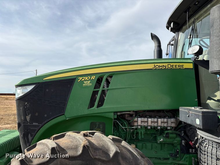 image for item EU4742 2014 John Deere 7210R MFWD tractor