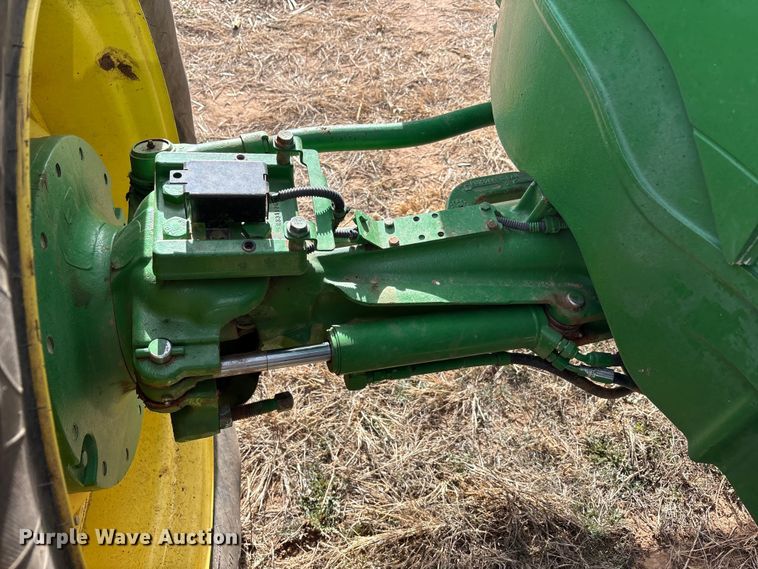 image for item EU4742 2014 John Deere 7210R MFWD tractor