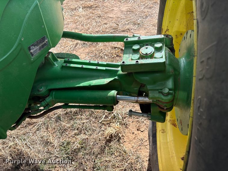 image for item EU4742 2014 John Deere 7210R MFWD tractor