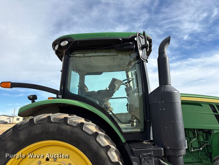 image for item EU4742 2014 John Deere 7210R MFWD tractor