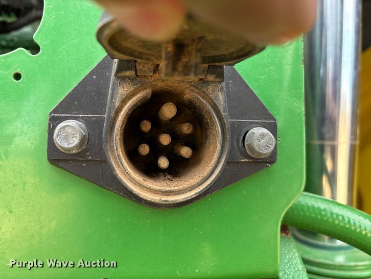 image for item EU4742 2014 John Deere 7210R MFWD tractor