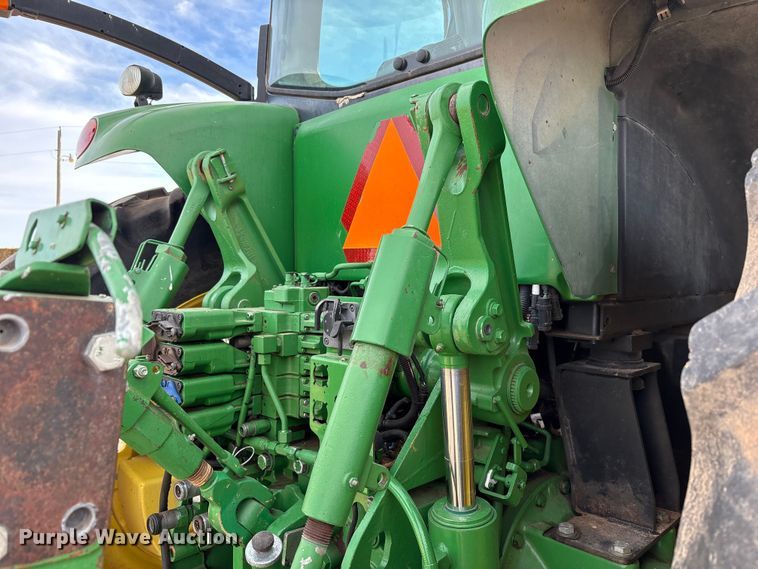 image for item EU4742 2014 John Deere 7210R MFWD tractor