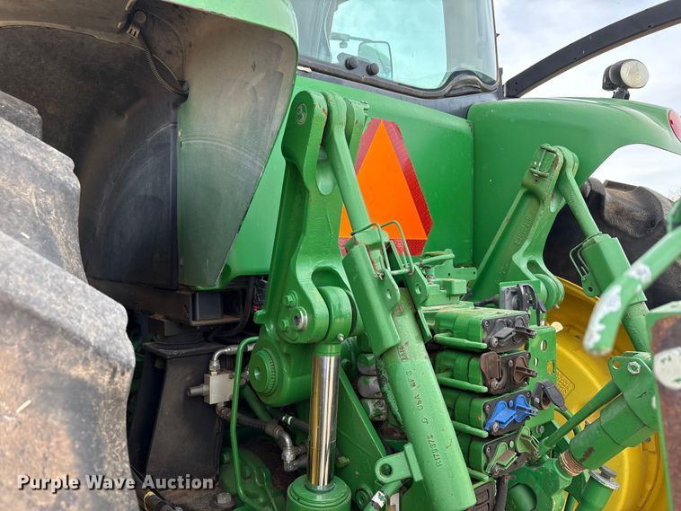 image for item EU4742 2014 John Deere 7210R MFWD tractor