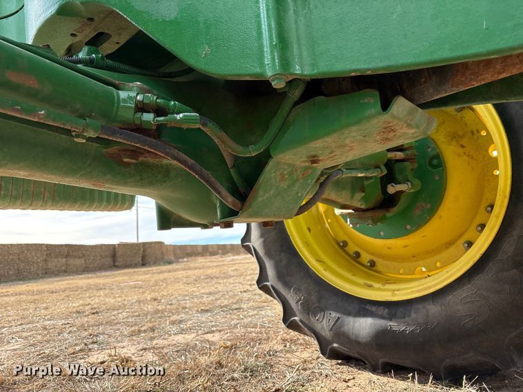 image for item EU4742 2014 John Deere 7210R MFWD tractor