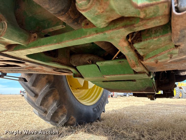 image for item EU4742 2014 John Deere 7210R MFWD tractor