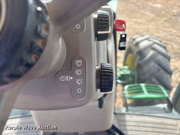 image for item EU4742 2014 John Deere 7210R MFWD tractor