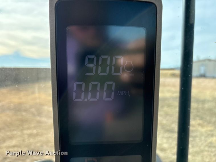 image for item EU4742 2014 John Deere 7210R MFWD tractor