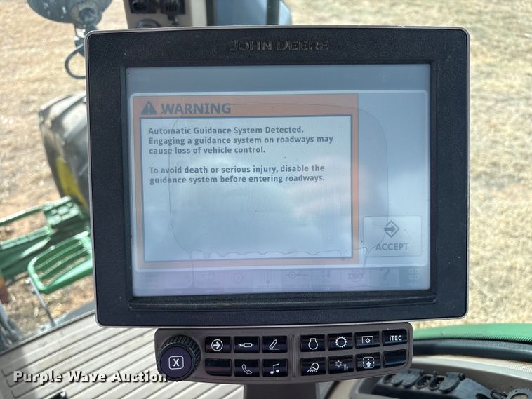 image for item EU4742 2014 John Deere 7210R MFWD tractor