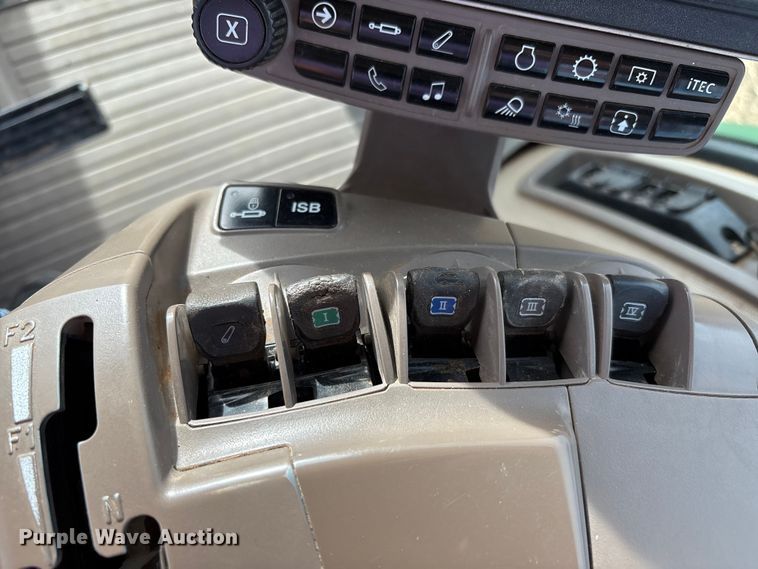 image for item EU4742 2014 John Deere 7210R MFWD tractor