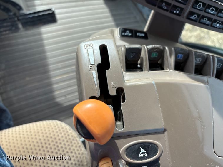 image for item EU4742 2014 John Deere 7210R MFWD tractor