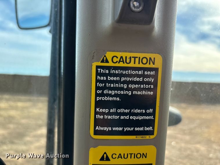 image for item EU4742 2014 John Deere 7210R MFWD tractor