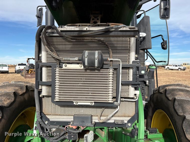 image for item EU4742 2014 John Deere 7210R MFWD tractor