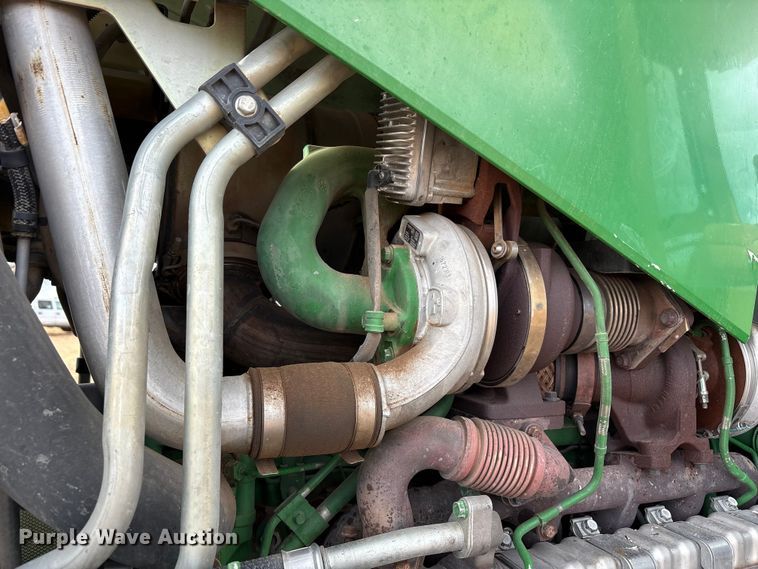 image for item EU4742 2014 John Deere 7210R MFWD tractor