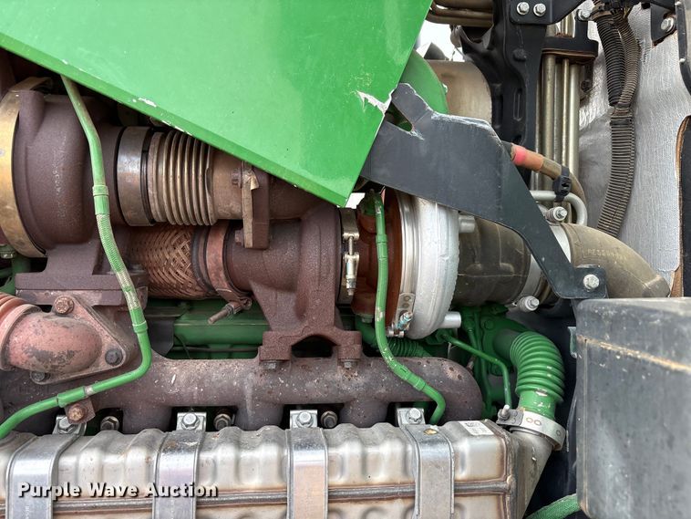 image for item EU4742 2014 John Deere 7210R MFWD tractor