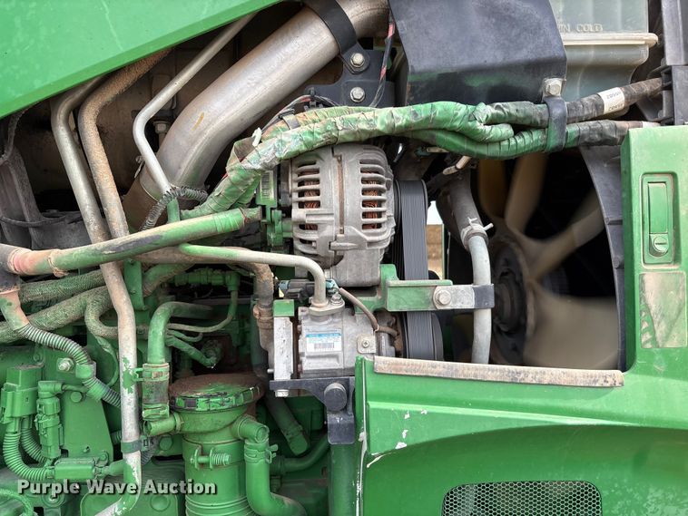 image for item EU4742 2014 John Deere 7210R MFWD tractor