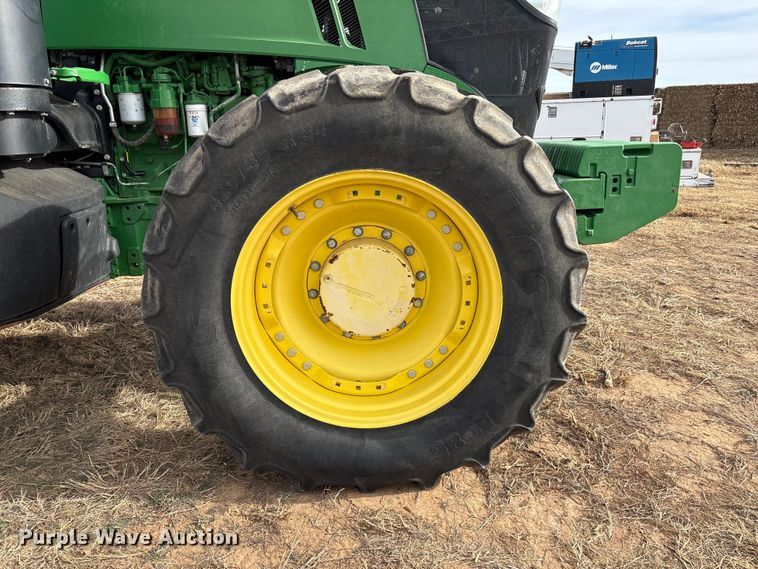 image for item EU4742 2014 John Deere 7210R MFWD tractor