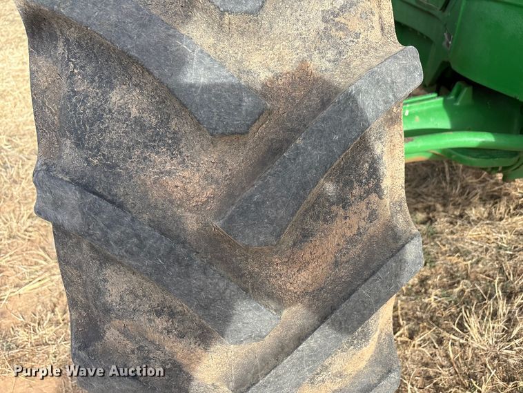 image for item EU4742 2014 John Deere 7210R MFWD tractor