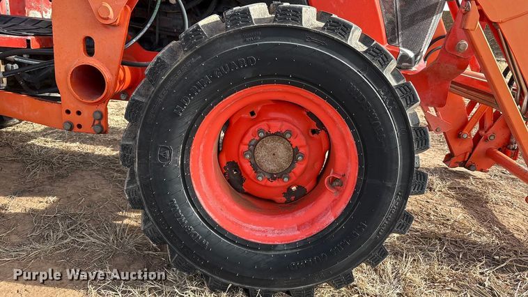 image for item EU4743 Kubota MX5400HST MFWD tractor