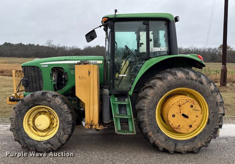 image for item EU5479 2009 John Deere 7130 MFWD tractor