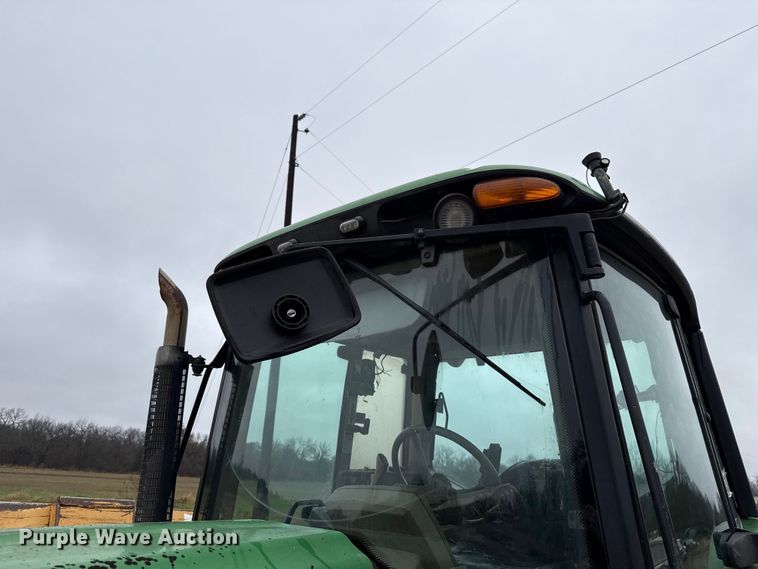 image for item EU5479 2009 John Deere 7130 MFWD tractor