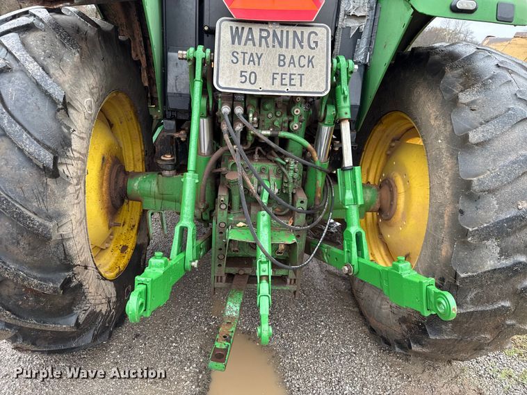 image for item EU5479 2009 John Deere 7130 MFWD tractor