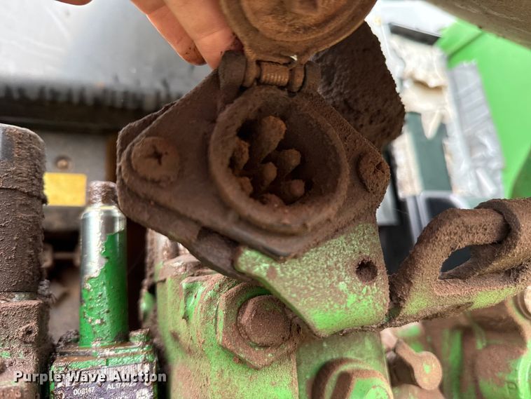 image for item EU5479 2009 John Deere 7130 MFWD tractor