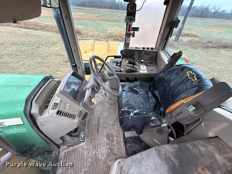 image for item EU5479 2009 John Deere 7130 MFWD tractor