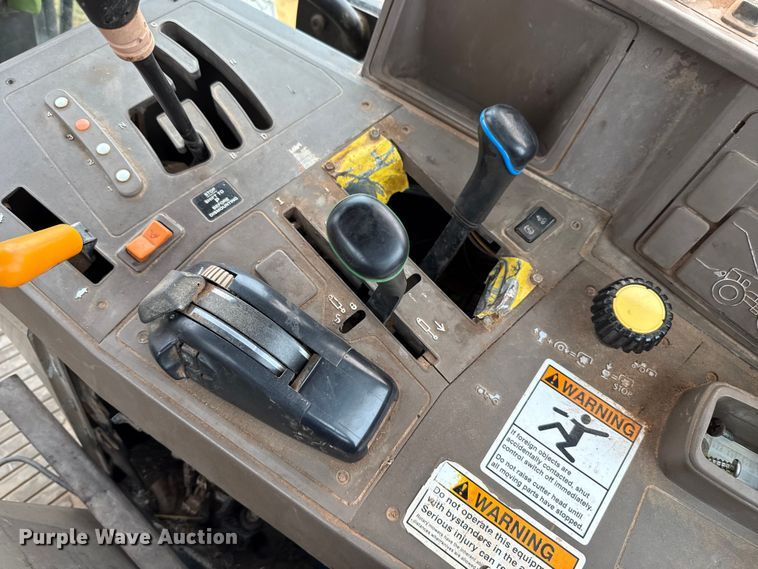 image for item EU5479 2009 John Deere 7130 MFWD tractor