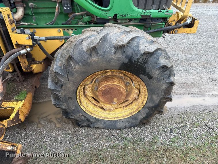 image for item EU5479 2009 John Deere 7130 MFWD tractor