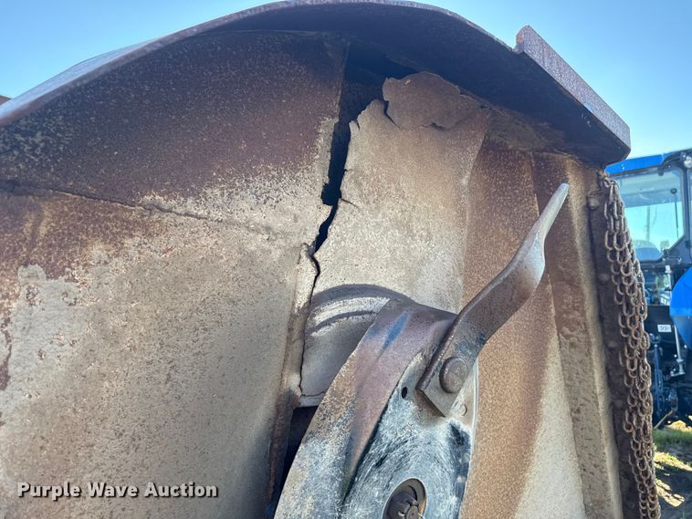 image for item EU5499 Brush Hog 1812 batwing rotary mower