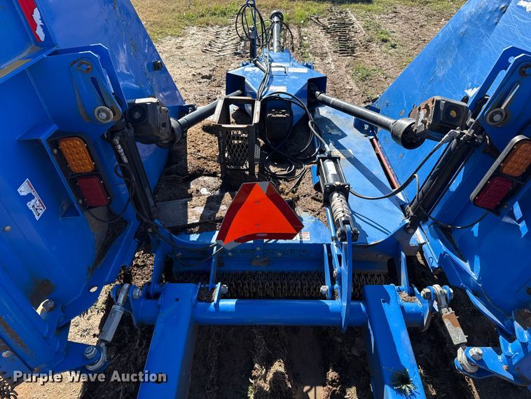 image for item EU5499 Brush Hog 1812 batwing rotary mower