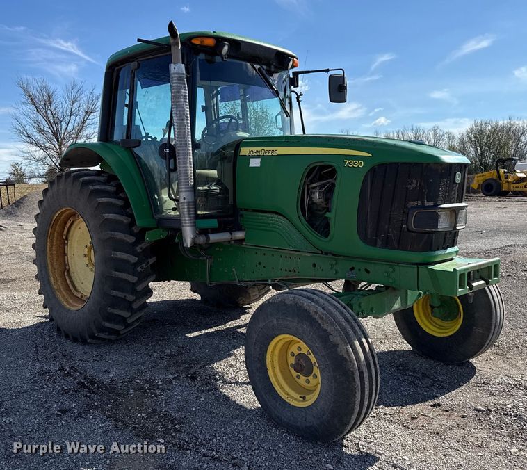 image for item EU5500 2009 John Deere 7330 tractor