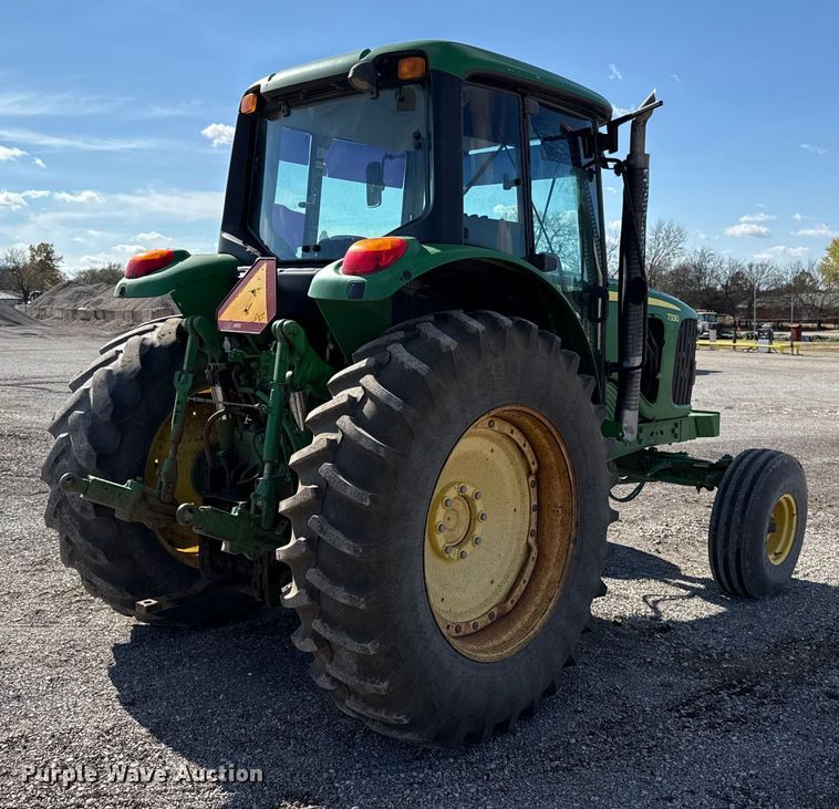 image for item EU5500 2009 John Deere 7330 tractor