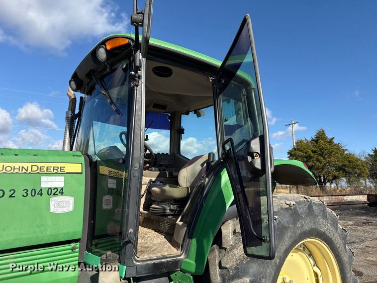 image for item EU5500 2009 John Deere 7330 tractor