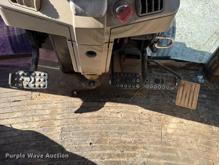 image for item EU5500 2009 John Deere 7330 tractor