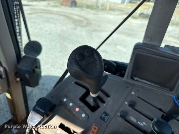 image for item EU5500 2009 John Deere 7330 tractor