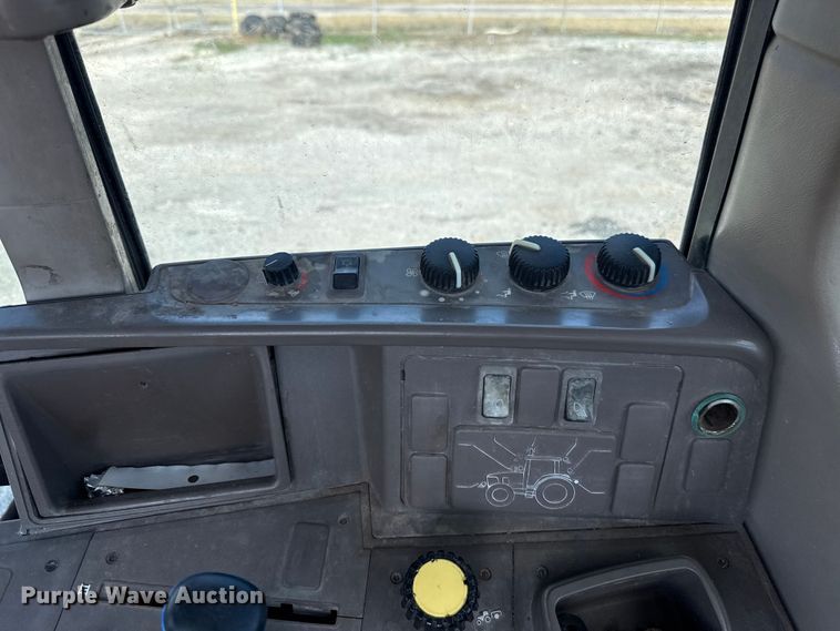 image for item EU5500 2009 John Deere 7330 tractor