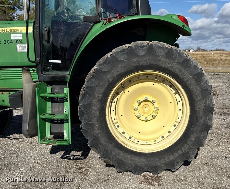 image for item EU5500 2009 John Deere 7330 tractor