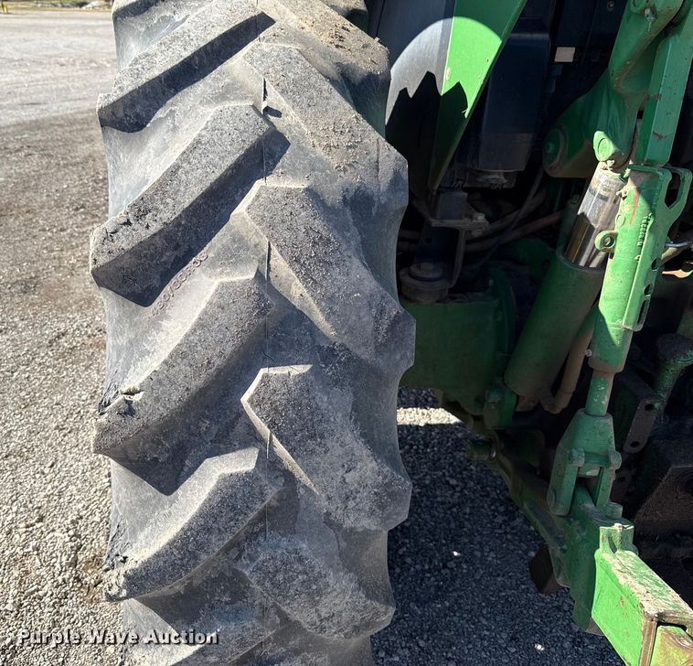image for item EU5500 2009 John Deere 7330 tractor
