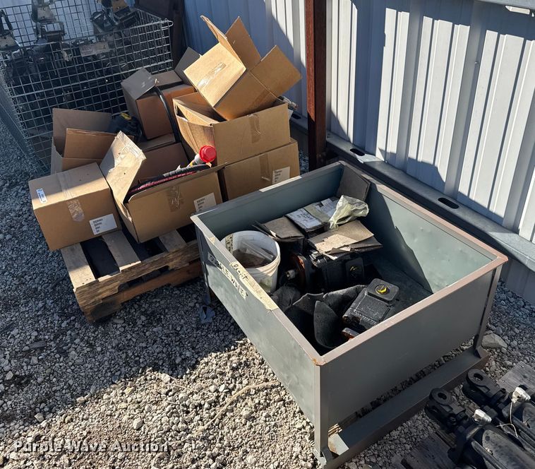 image for item EU6310 Hydraulic motors and hoses