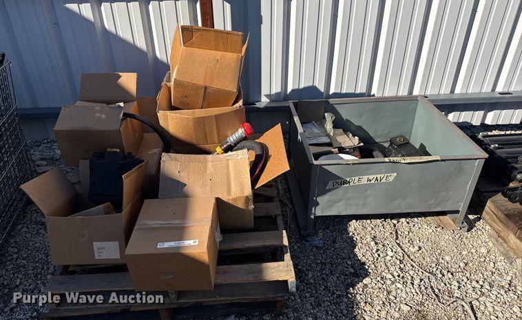 image for item EU6310 Hydraulic motors and hoses