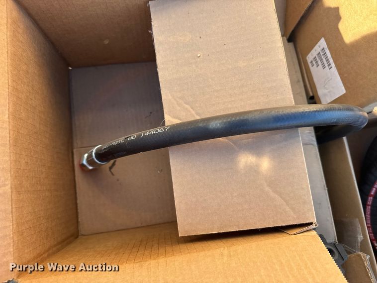 image for item EU6310 Hydraulic motors and hoses