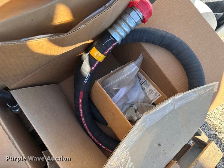 image for item EU6310 Hydraulic motors and hoses